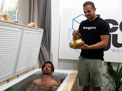 Ice Guru- אמבטיית קרח צפון תל אביב photo 3