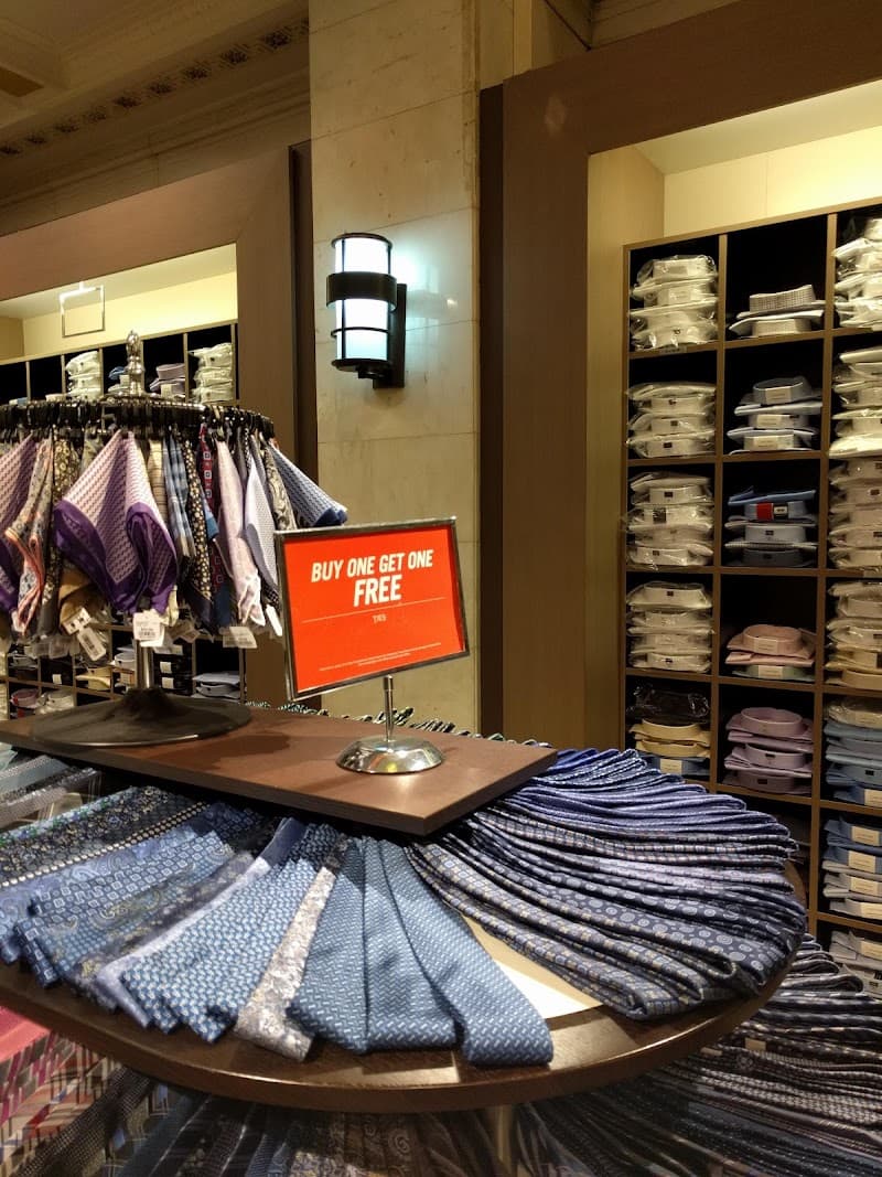 Men's Wearhouse photo 5