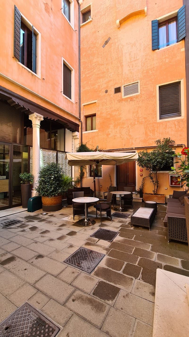 Liassidi Palace Hotel photo 4