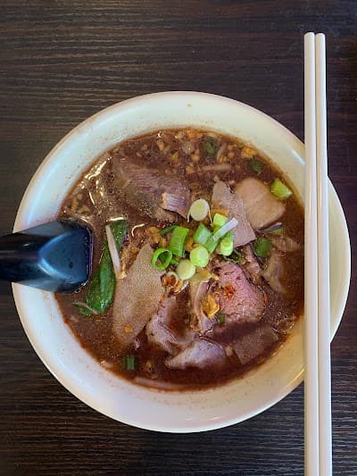 Crispy Pork Gang Thai Restaurant photo 2