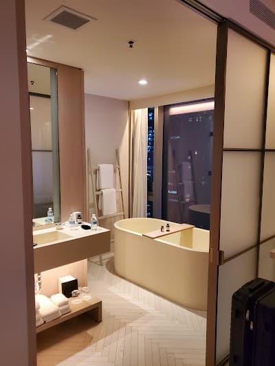 The Times Square EDITION photo 3