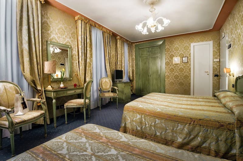 Hotel Carlton on the Grand Canal photo 3