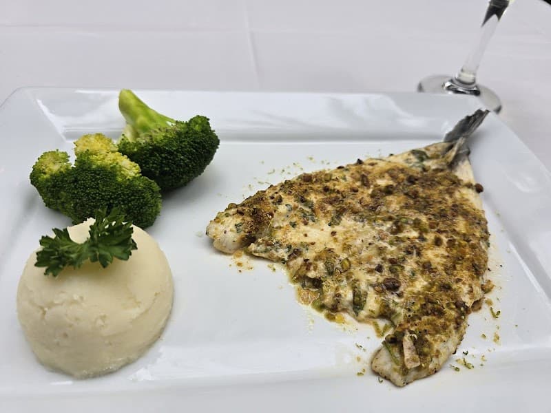 VILLA ROMANA Italian & Romanian Restaurant photo 3