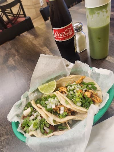 Habaneros Mexican Taqueria photo 3