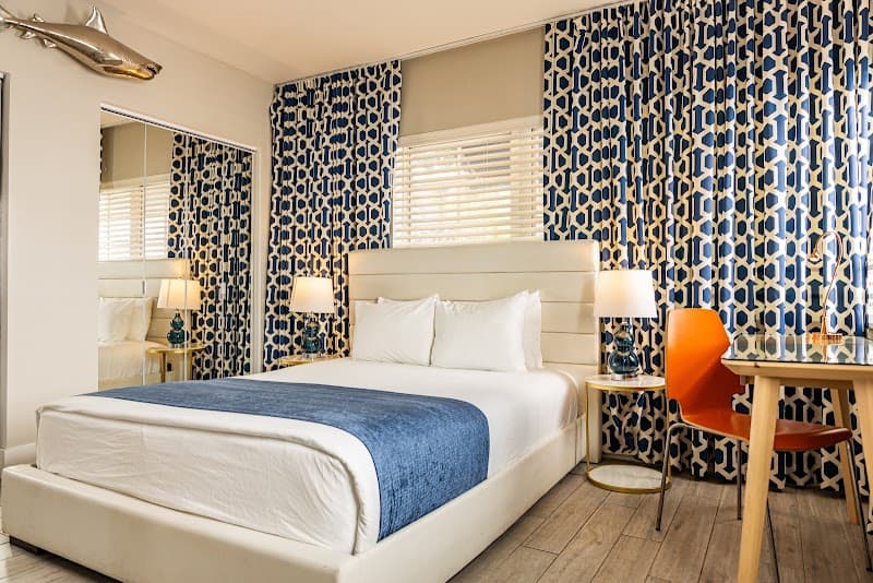 Oceanside Hotel + Suites photo 3