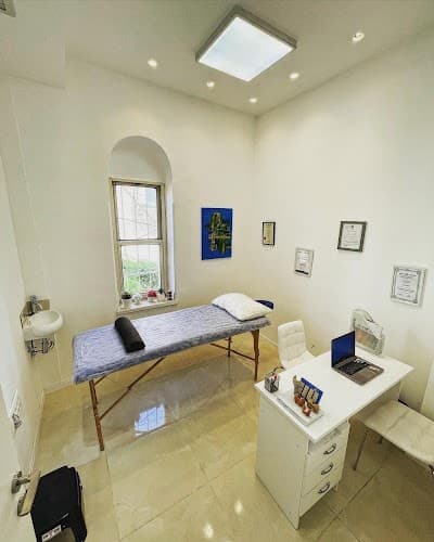 Ariel Brami - Acupuncture Jerusalem, Massage / Stress /דיקור סיני עד הבית /עיסוי photo 3
