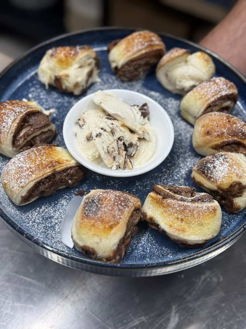 לה ניניו (La Ninio) Georgian street food & more photo 3