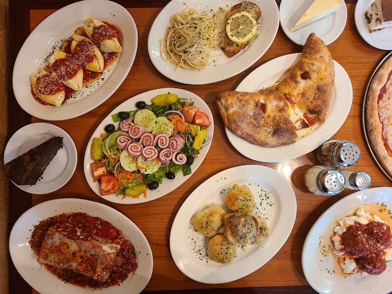 Mannino's Pizzeria Restaurant photo 3