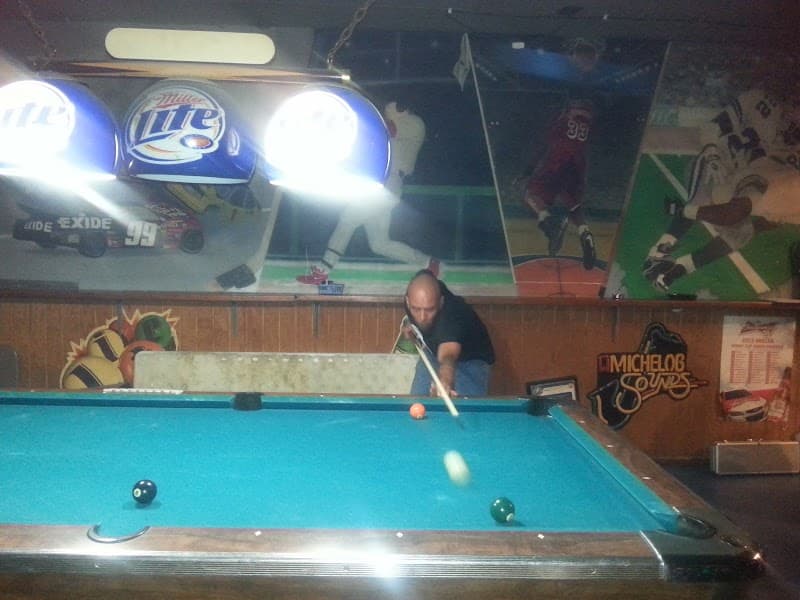 Jerzy's Sports Pub photo 3