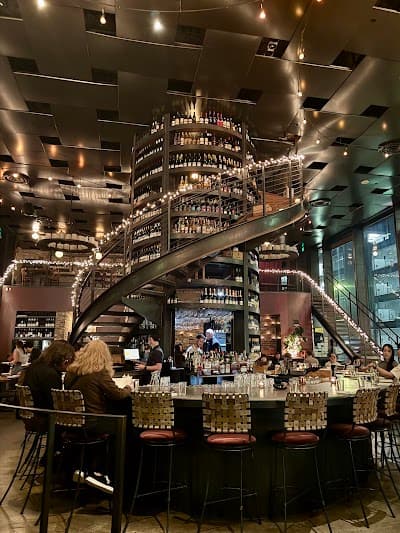 Purple Café and Wine Bar photo 2