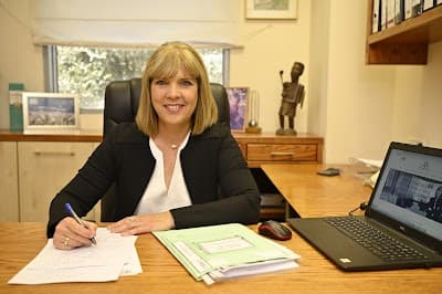 Sigalit Handsher Farkash, attorney and notary photo 4