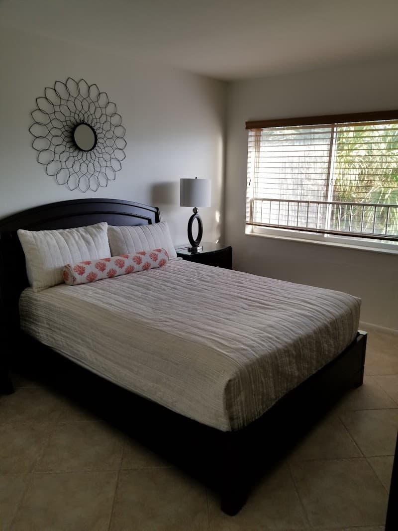 Driftwood Beach Club photo 3