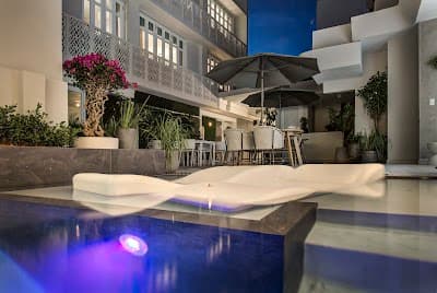 Trópica Beach Hotel