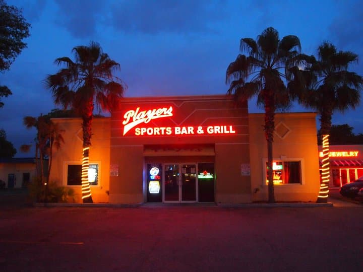 Players Sports Bar & Grill