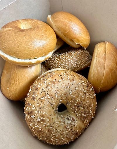 Noah's NY Bagels photo 3