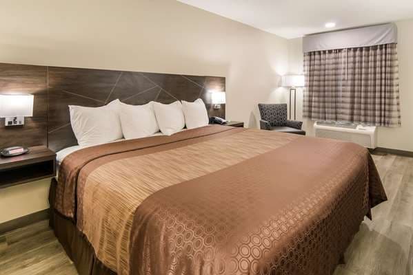 Quality Inn & Suites Dallas-Cityplace photo 3