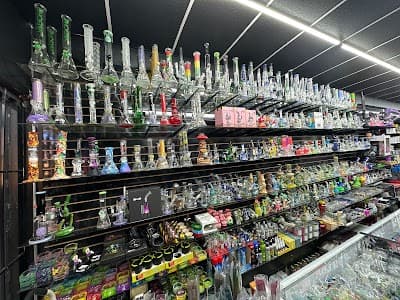 Mr Smoke shop FORT LAUDERDALE photo 2