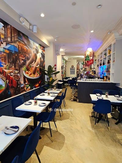 Elephant District photo 2