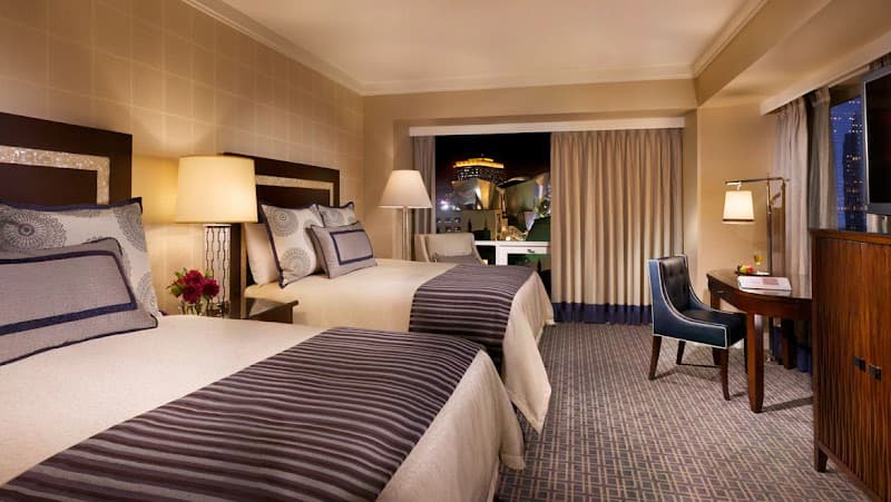 Omni Los Angeles Hotel at California Plaza photo 3