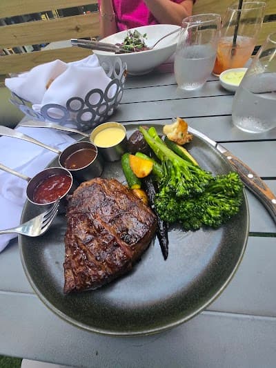 Wall Street Grill photo 2