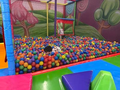 Kids Empire Woodbridge photo 3