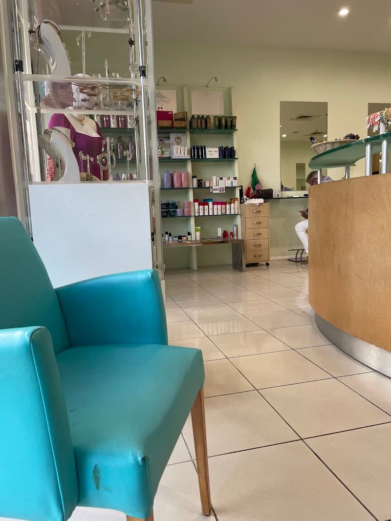 Peluquería Trends Beauty Center photo 4
