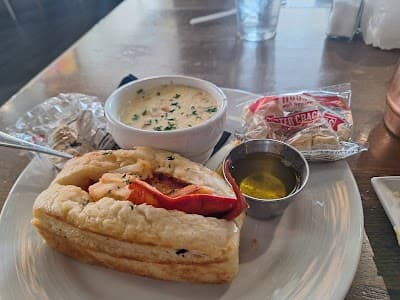 Pier 48 Fish House and Oyster Bar photo 3