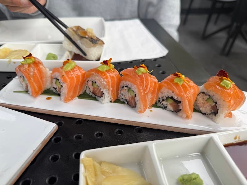 KINKA SUSHI BAR IZAKAYA HARBOURFRONT photo 4
