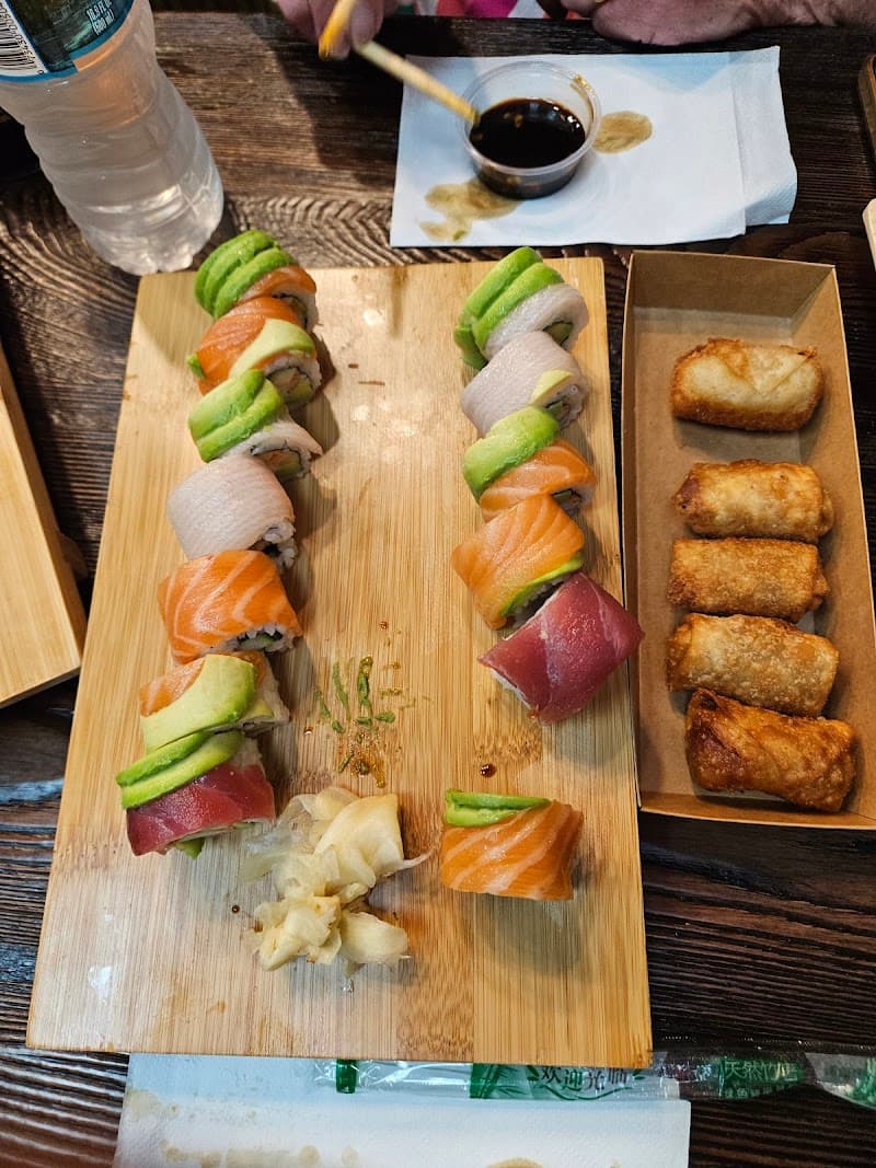 Sakura Sushi & Omakase photo 3