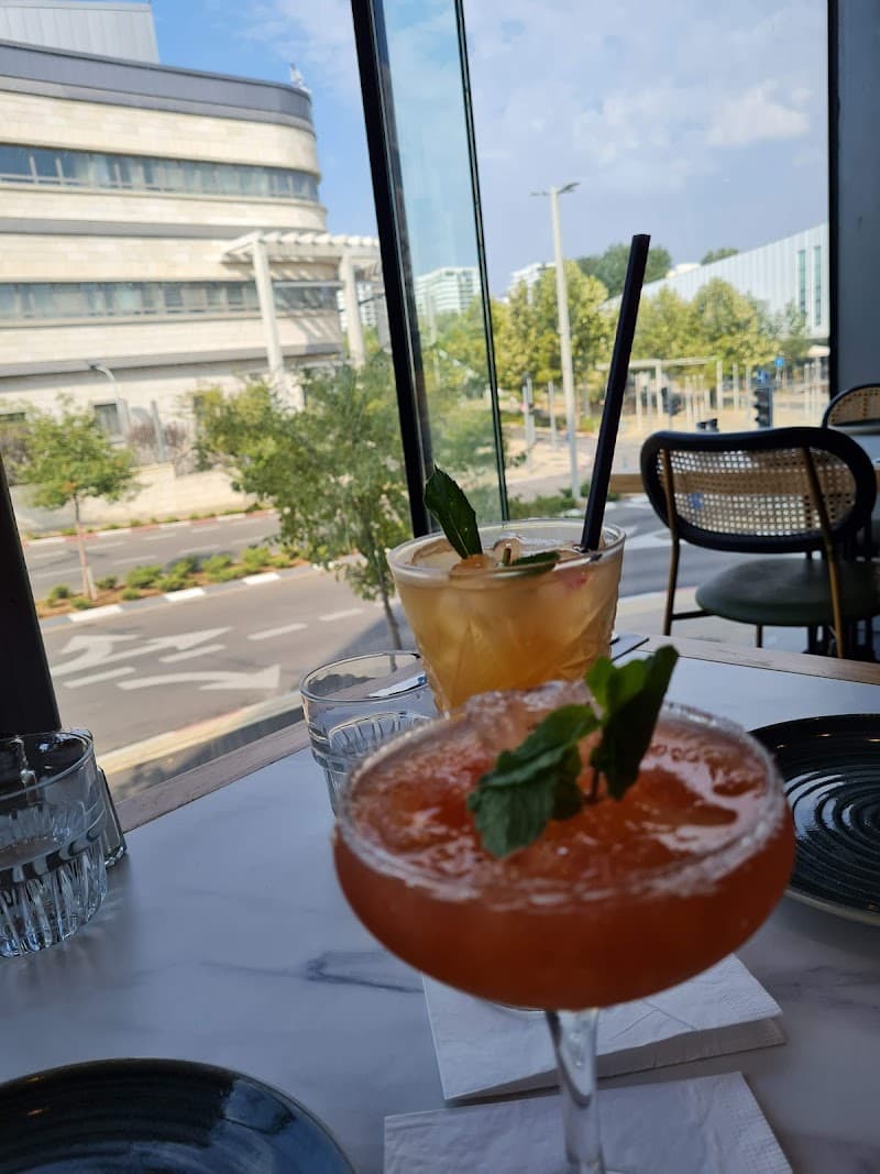 ג'ויה מודיעין מסעדה photo 3