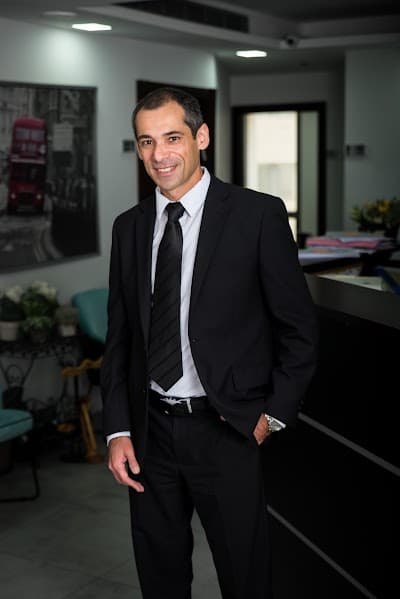 עורך דין נוטריון דמיטרי ורניצקי - עו"ד תעבורה, פלילי במודיעין photo 3