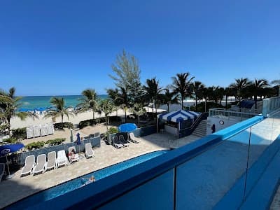 Marenas Beach Resort photo 3