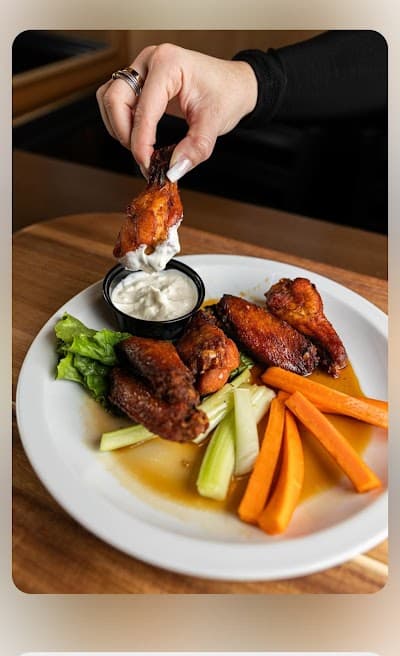 MJ's at Buttonwood Manor photo 3