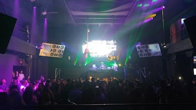 Pura Saturdays photo 3