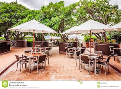 The Beach Food and Drinks