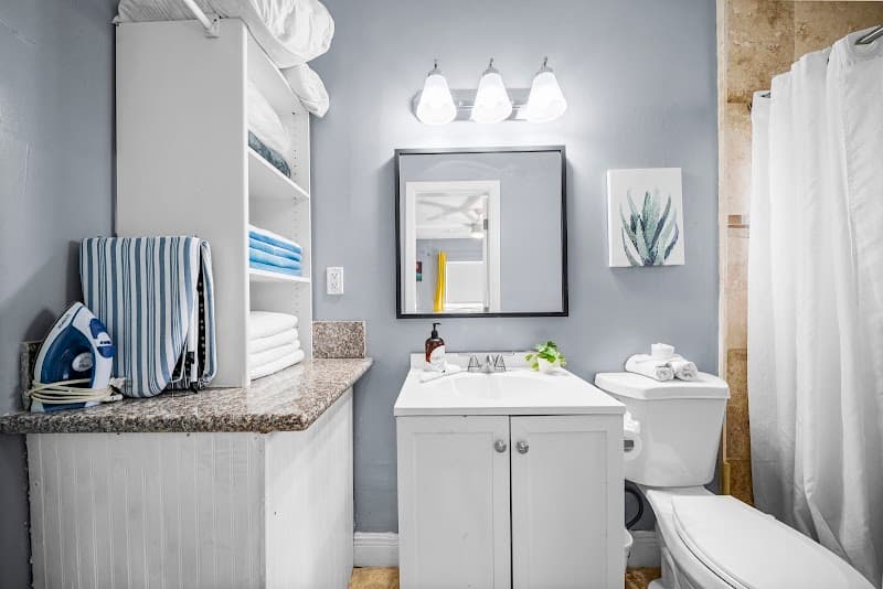 Sea Steps Apartments by Lowkl photo 4