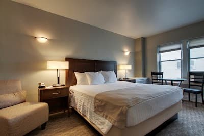 The Knickerbocker on the Lake photo 2