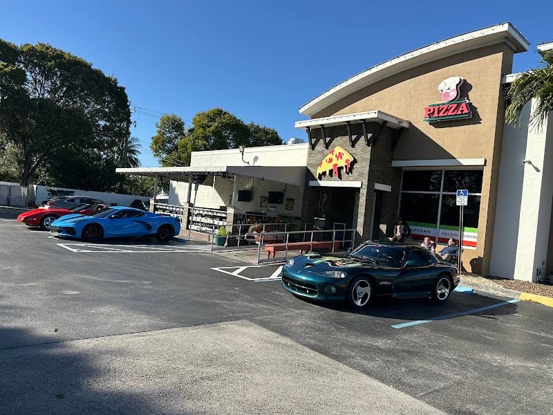 Red Tomato Pizza (ex Anne Marie's) photo 5