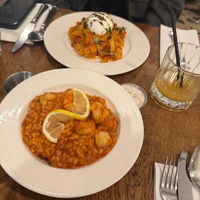 Faros Oxford Circus 🇮🇹 photo 3