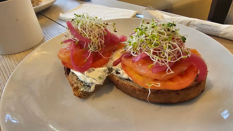 Pura Vida Miami photo 3