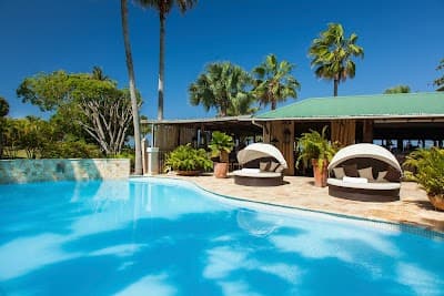 Villa Montana Beach Resort