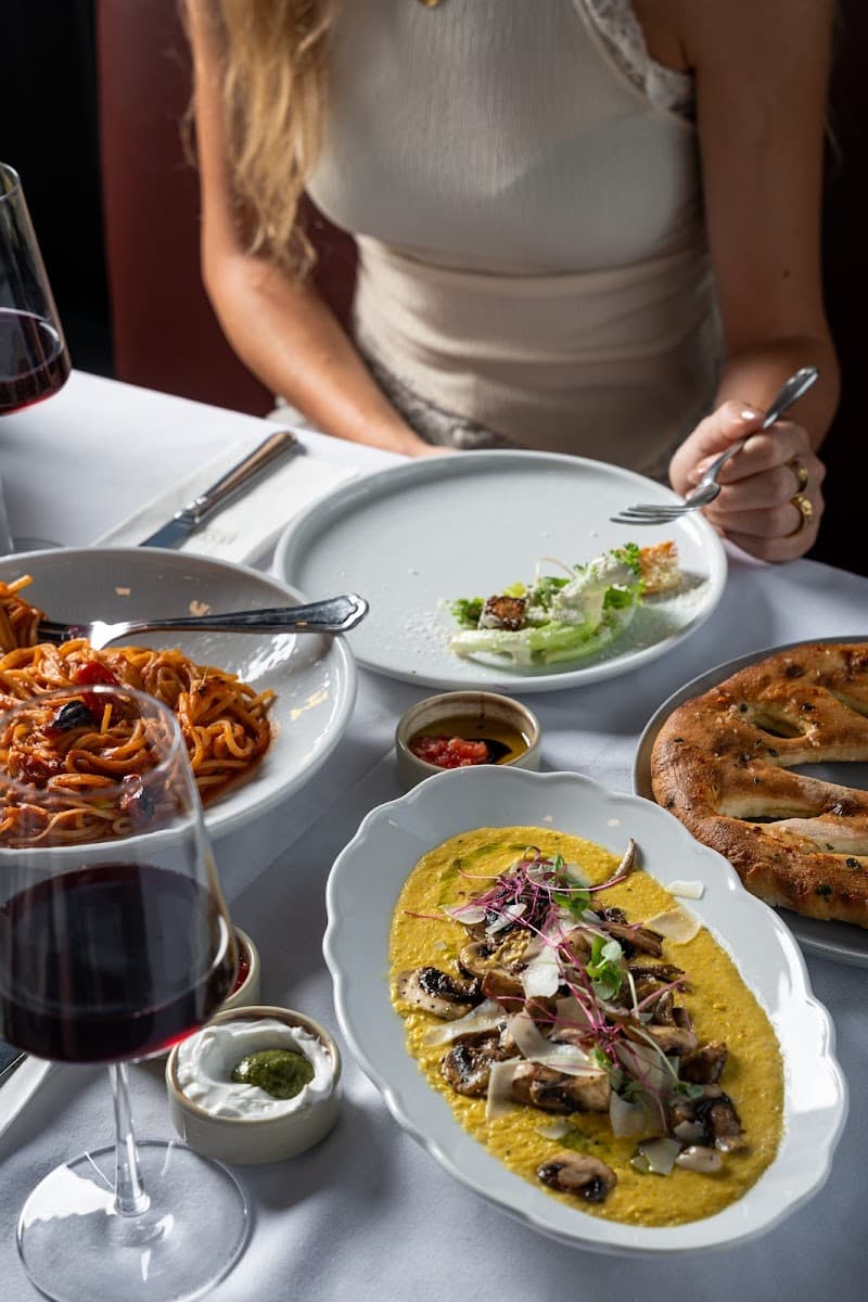 מסעדת קיטשן בראסרי ישפרו מודיעין photo 3