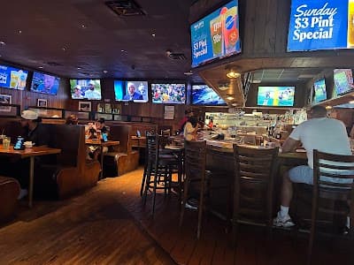 Miller's Ale House photo 3