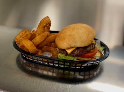 Smackin J's Deli & Grill photo 4