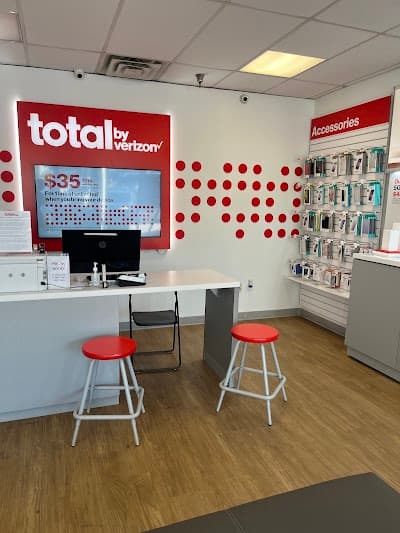 Total Wireless photo 2