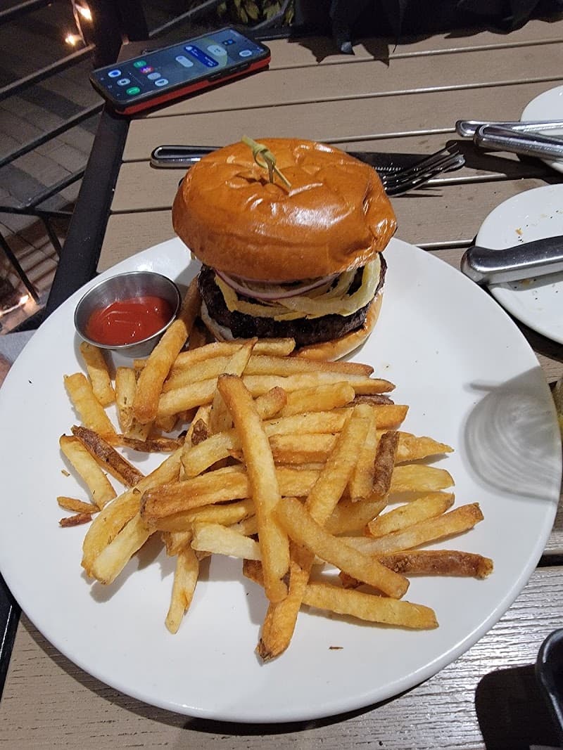 Burtons Grill & Bar photo 4