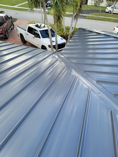 SRS Roofing Specialist photo 2