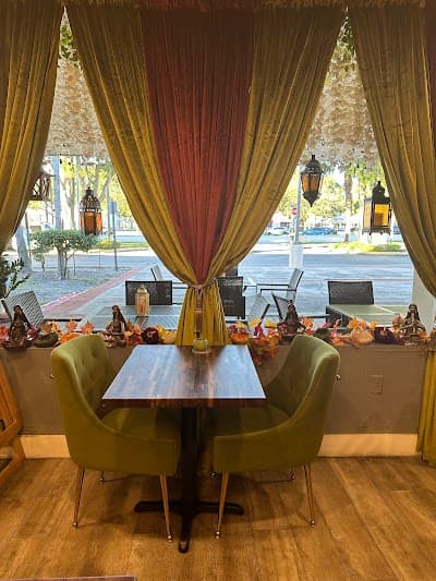 Maharaja Bistro & Cafe photo 4