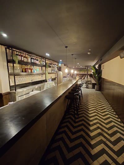 Burger and Beyond Soho photo 2