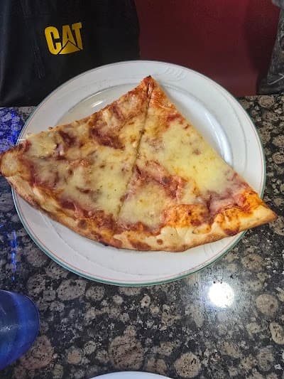 Pasquales Pizza photo 5